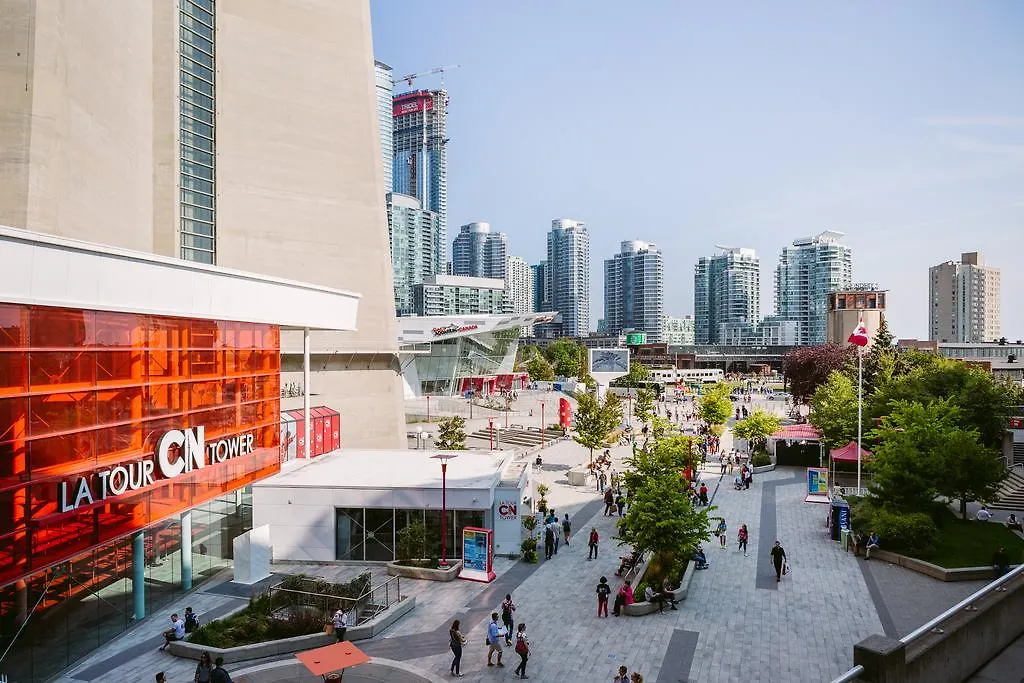 Premium 2Bdrm In Yorkville Toronto 0*,